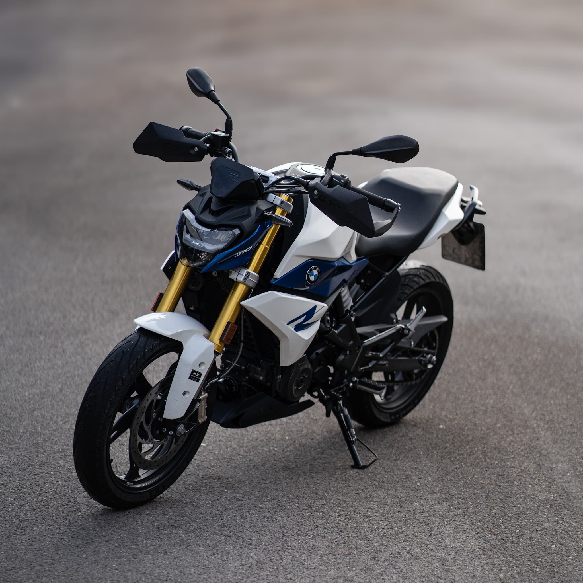 BMW G310R
