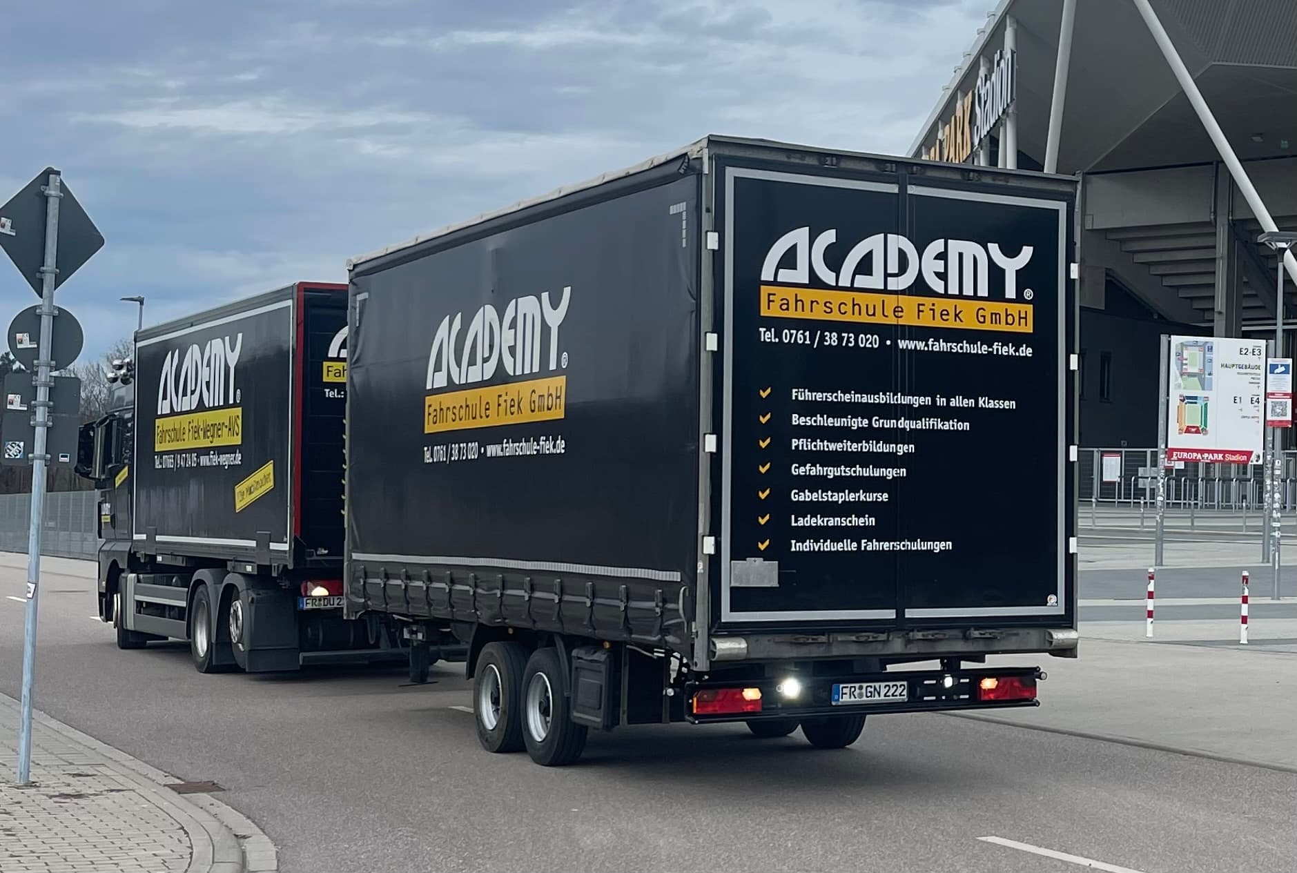 Fliegl Starrdeichselanhänger